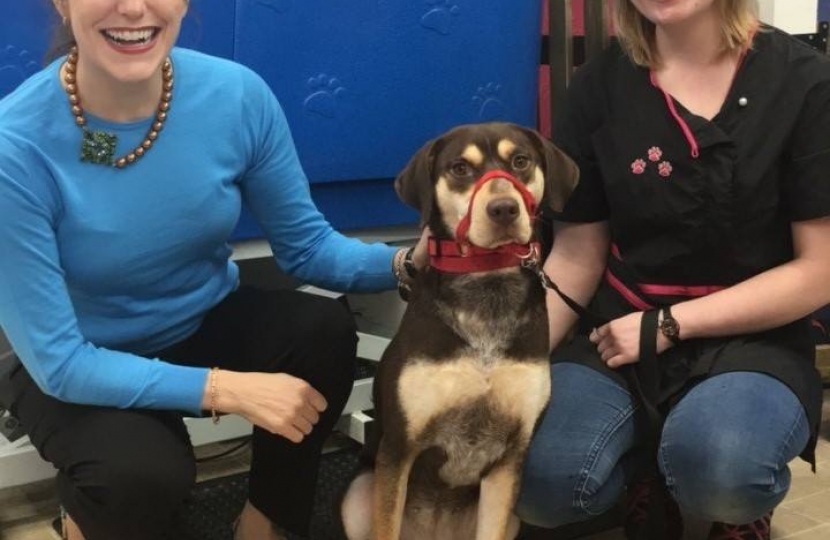 Victoria Atkins visits Pip's Parlour